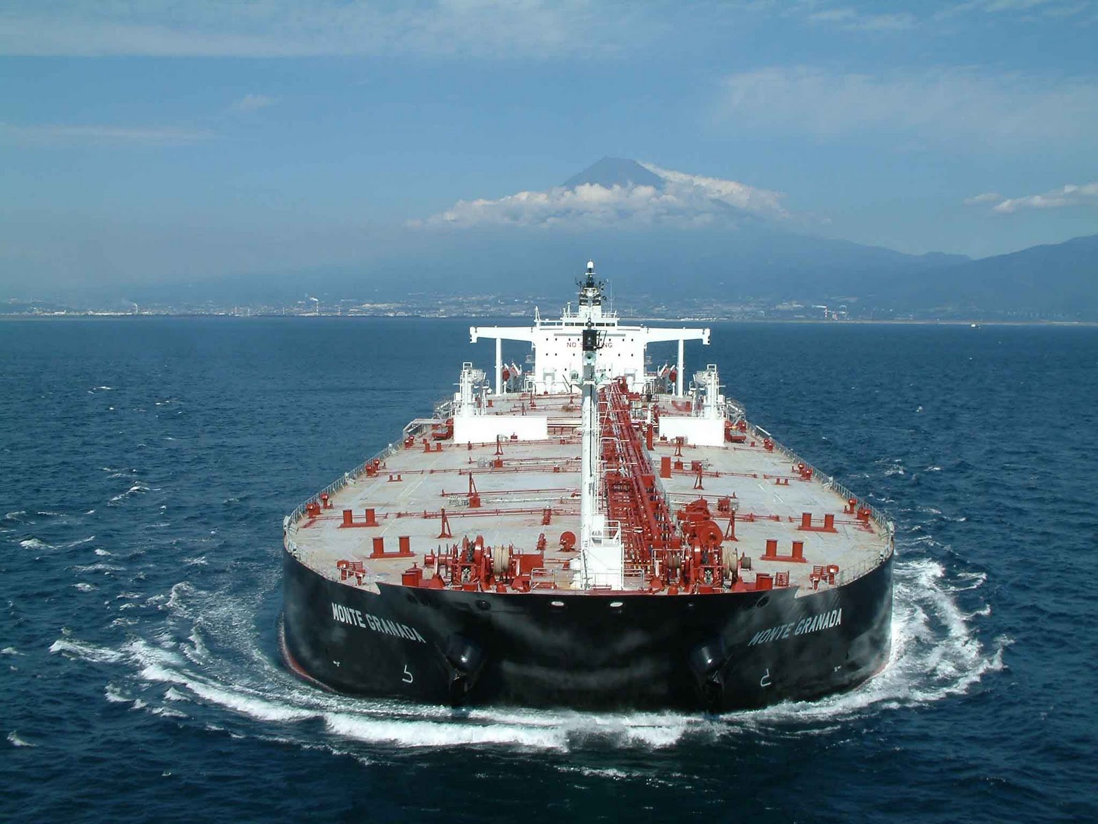 Barco petrolero Monte Granada